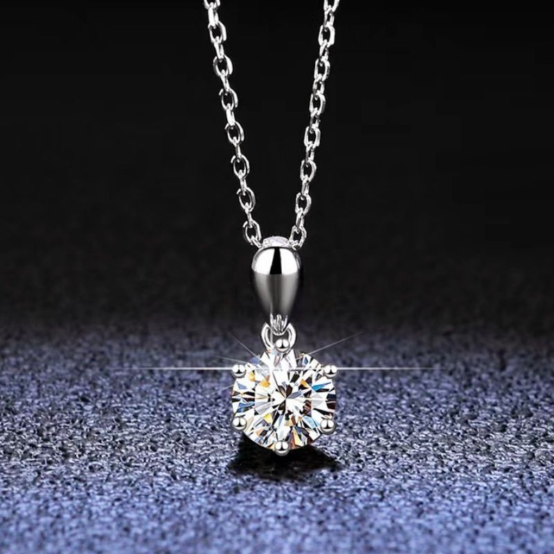 Collana da donna in argento con corona classica, ciondolo semplice a sei punte, catena con clavicola in moissanite_voghion.com
