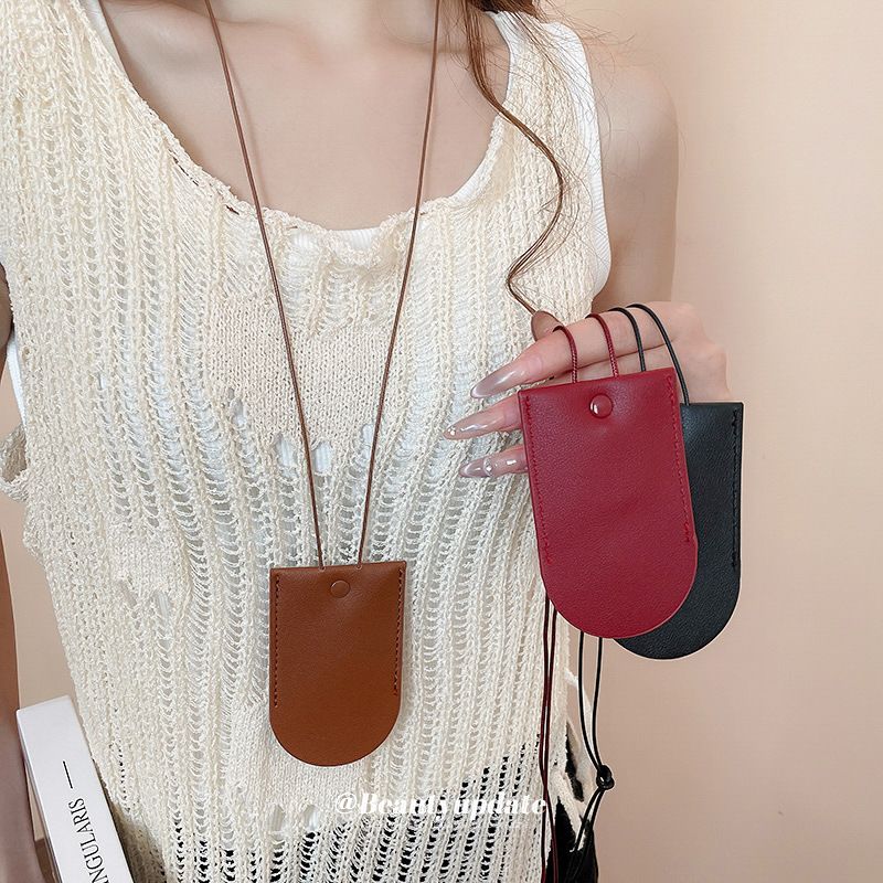 Design Sense Konkav geformte Schlüsselanhänger Anhänger Halskette lange tragbare Lagerung Schlüsselbein koreanische trendige Pullover Kette für_voghion.com