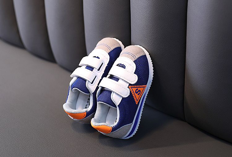 Çocuk Ayakkabıları Tek parça çocuk spor ayakkabıları 2024 ilkbahar ve sonbahar erkek çocuk moda yumuşak tabanlı Forrest Gump ayakkabıları bebek ayakkabıları kız çocuk günlük_voghion.com