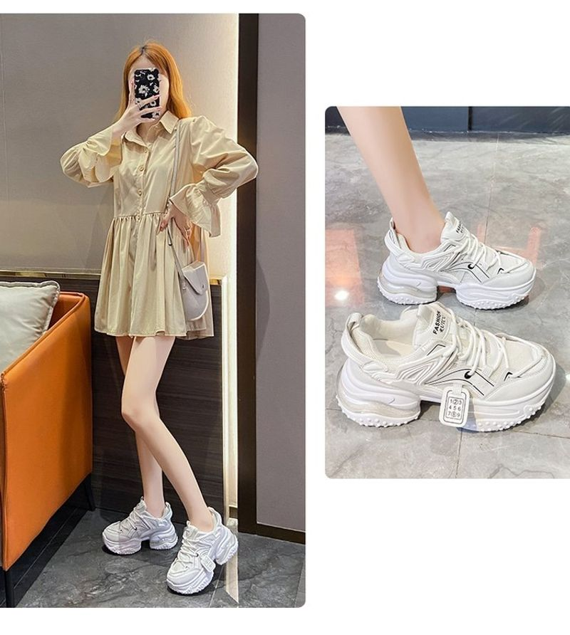 p7Daddy 2023 autunno inverno nuovi sport e tempo libero da donna con la suola spessa che mostrano i piedi piccole scarpe_voghion.com