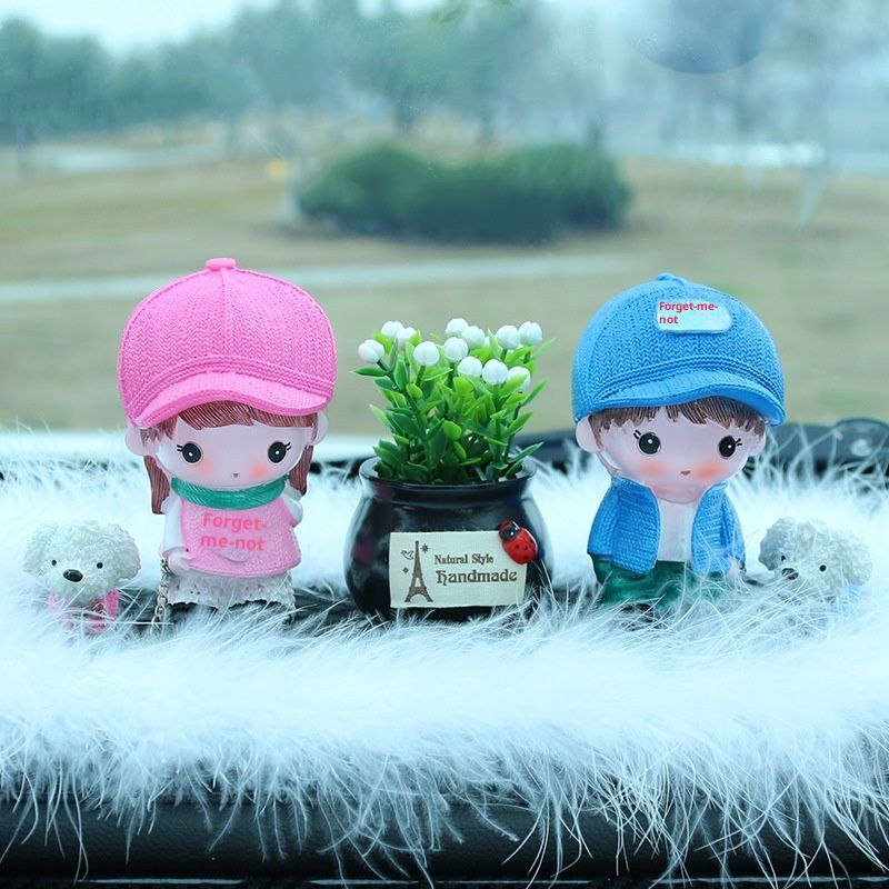 Small Deng Small Deng Factory Direct Large Feather Perfume Ornament Anti-Slip Mat Car Accessories_voghion.com