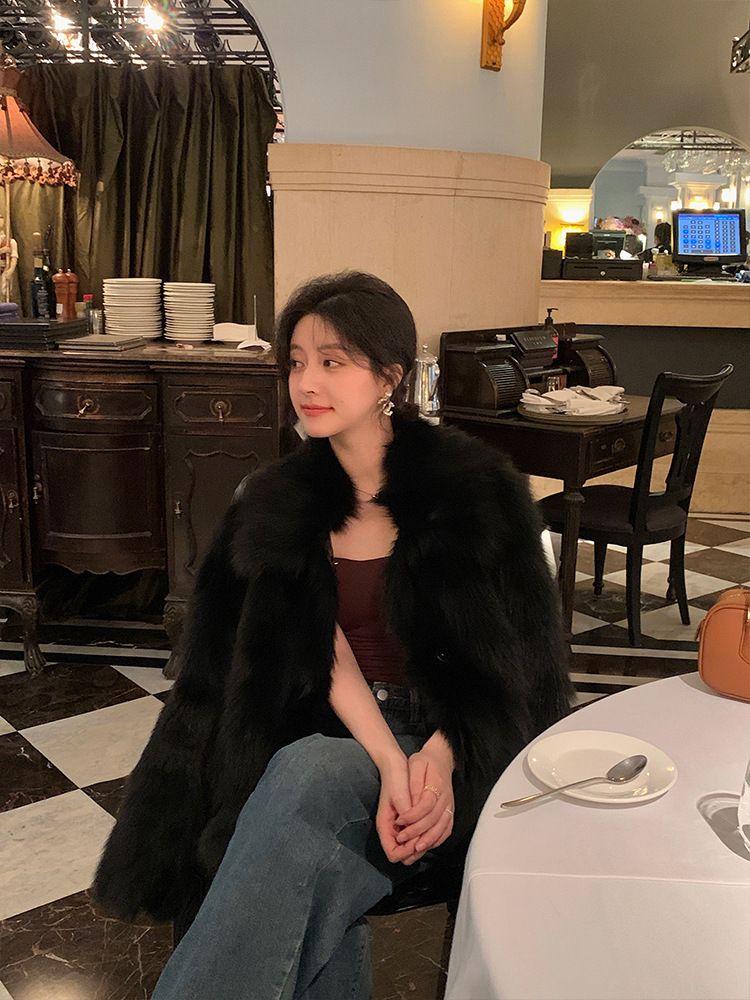 Wintermantel aus Kunstfuchspelz – Kurze Jacke mit dickem Kragen und 3D-Textur, zierlich, Milchtee/Schwarz/Khaki_voghion.com