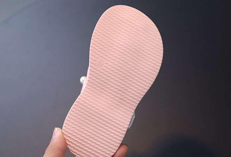 Kinderschuhe Prinzessin kleine Lederschuhe Runde Kindertanzschuhe aus Lackleder mit großen Perlen und fliegenden Stricklederschuhen_voghion.com