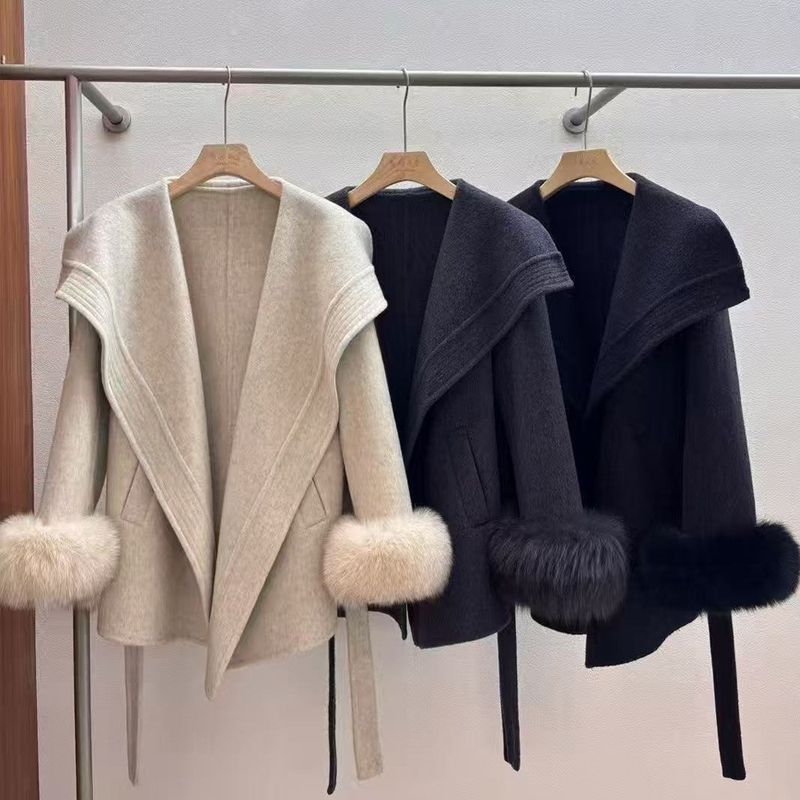 Women's Clothing Double-Faced Wool Coat With Fox Fur Collar Belted Waist, Oversized Lapel, Mid-Length Korean Style Trench Coat, Petite-Friendly_voghion.com