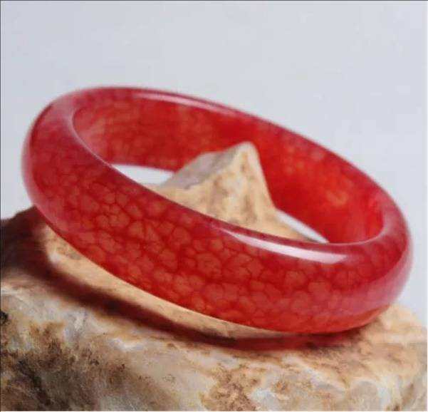 Håndskåret kinesisk naturlig kinesisk kyllingblodjade vakker armring 54-62mm_voghion.com