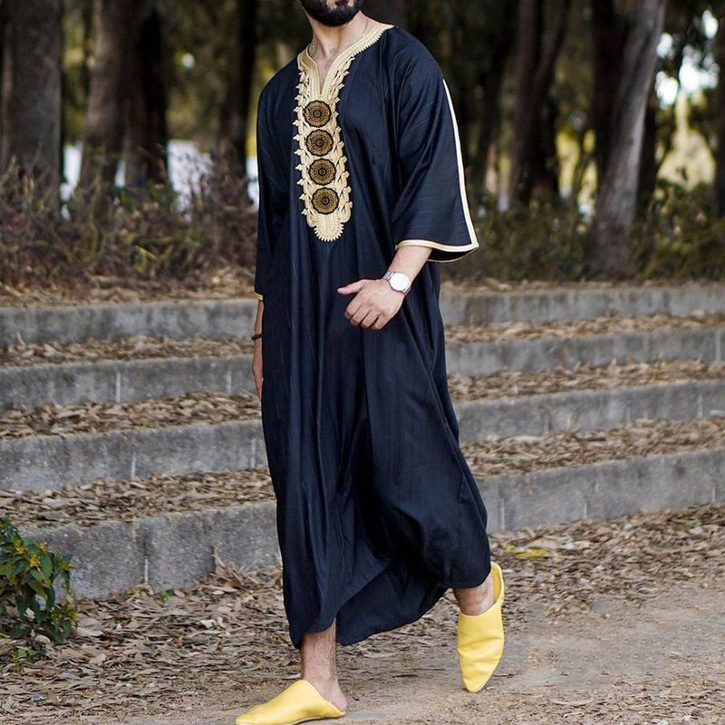 Männer Muslimischen Sommer Mode Lose Robe Islam Kaftan Männer Kleidung Dubai Luxus Muslimischen Abaya Muslimischen V-ausschnitt Kurzarm Druck_voghion.com