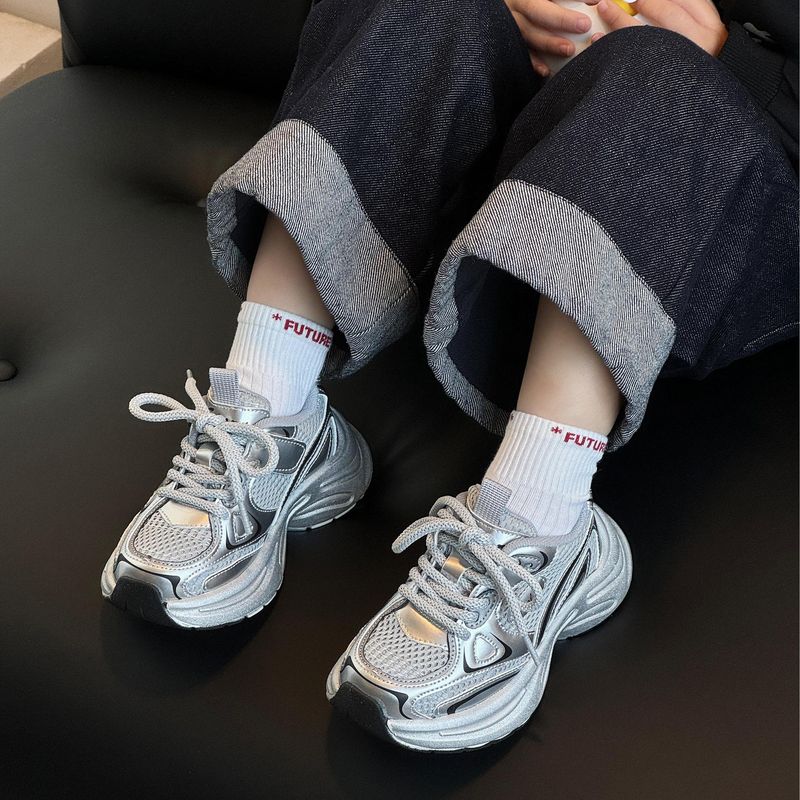 Children's Dad 2025 Autumn New Girls' Mesh Breathable Casual Sports Trendy Boys' Soft Sole Running Shoes_voghion.com