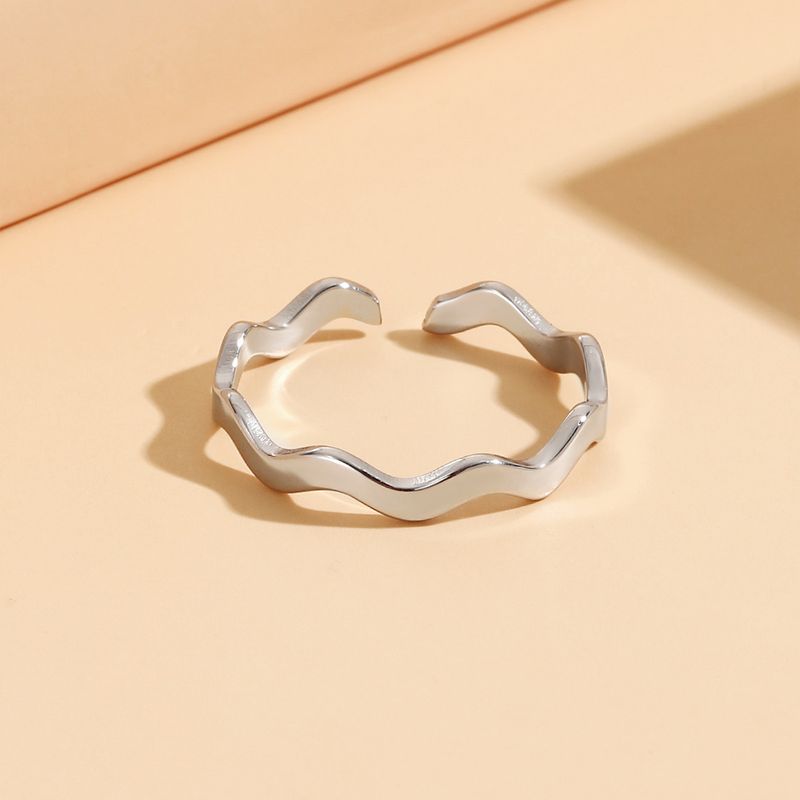 Stainless geometric Mobius simple wave element index finger ring, female vacuum electroplated titanium steel ring_voghion.com