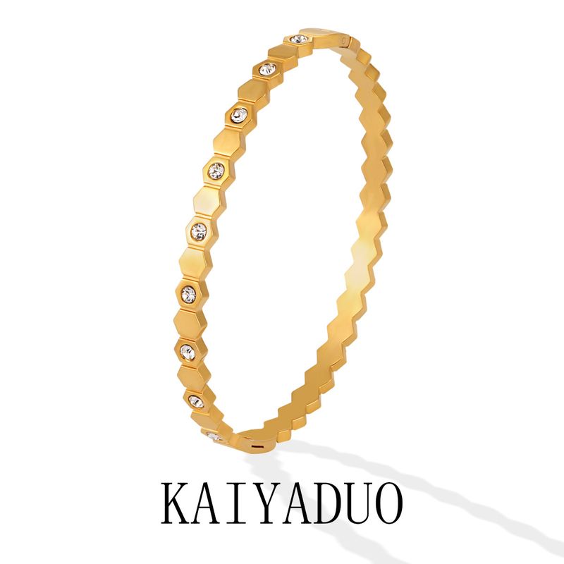 Nuovo bracciale in acciaio al titanio tempestato di diamanti, leggero e di lusso, alla moda e versatile_voghion.com