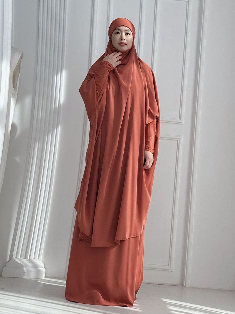 2025Loriya Large Hem Solid Color Top + Skirt Two-Piece Set LR423_voghion.com
