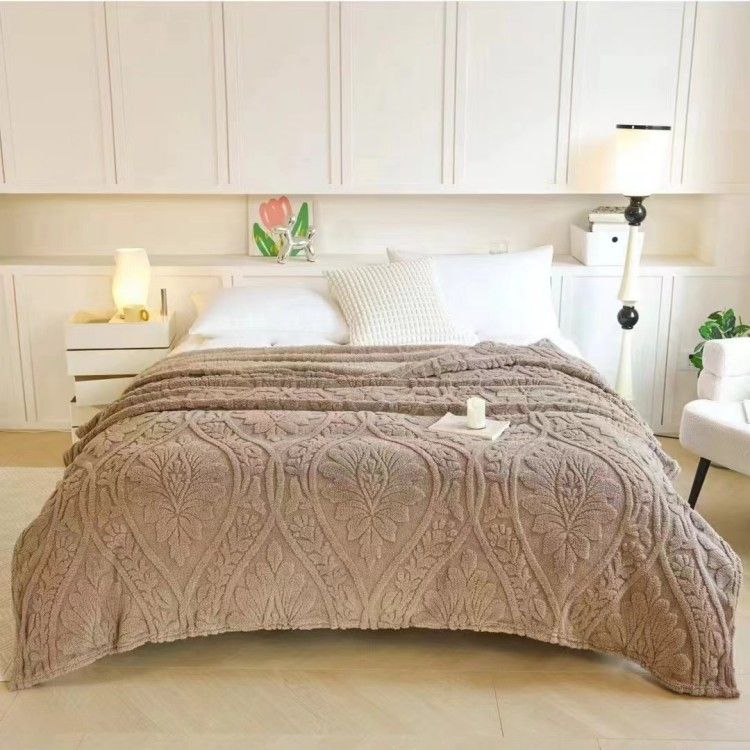 Four Seasons Leisure Blanket Multifunctional Blanket Air Conditioning Blanket_voghion.com