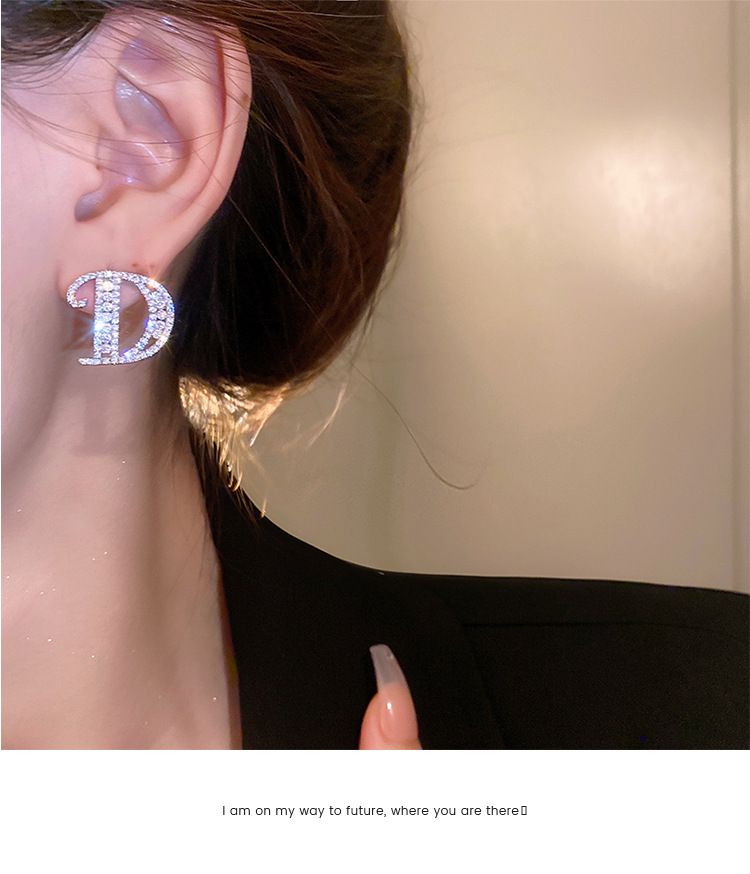 Damen-Accessoires, Diamant-Set, einfaches Temperament, Design, Sinn für Trend-Ohrringe_voghion.com
