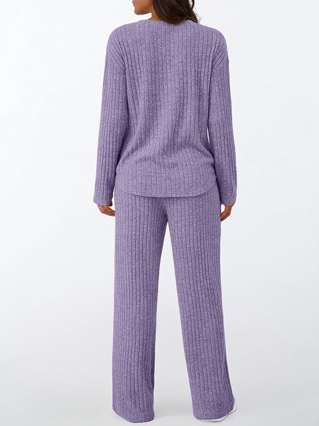 Ribbed Fleece Lounge Set – Cozy Long Sleeve Pajama Set (V-Neck & Pants) | Soft & Breathable (Multiple Colors)_voghion.com