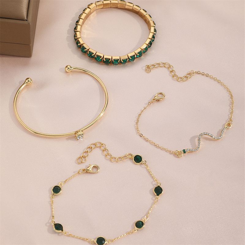 Set di 4 braccialetti elastici in giada verde moda per donna, gioielli in metallo di alta qualità con serpente._voghion.com