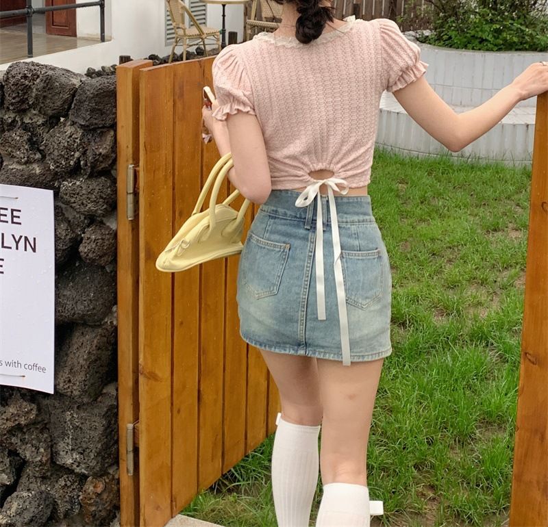 Camiseta de mujer con cuello cuadrado y mangas con borde de encaje para verano de 2024, top corto de manga abullonada elegante, suave y dulce_voghion.com