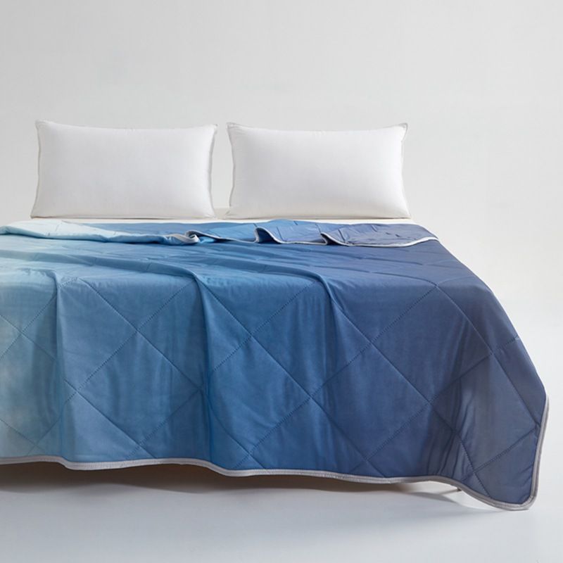 Class A Cooling Silk Summer Blanket - Machine Washable Lightweight Air-Conditioning Comforter For Single & Double Bed Breathable & Hypoallergenic_voghion.com