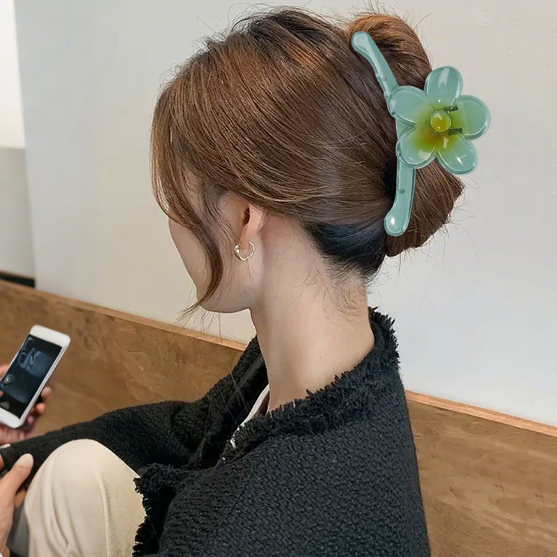 Fermaglio per capelli a forma di squalo con grande fiore a croce Plumeria Premium estivo - Accessorio per capelli con chignon posteriore_voghion.com