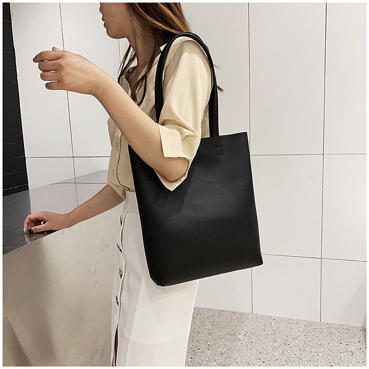 Vertical 2025 Women's Bag New Bag Korean Version Trendy Women's Bag Shoulder Bag Large Capacity Portable Tote Bag_voghion.com