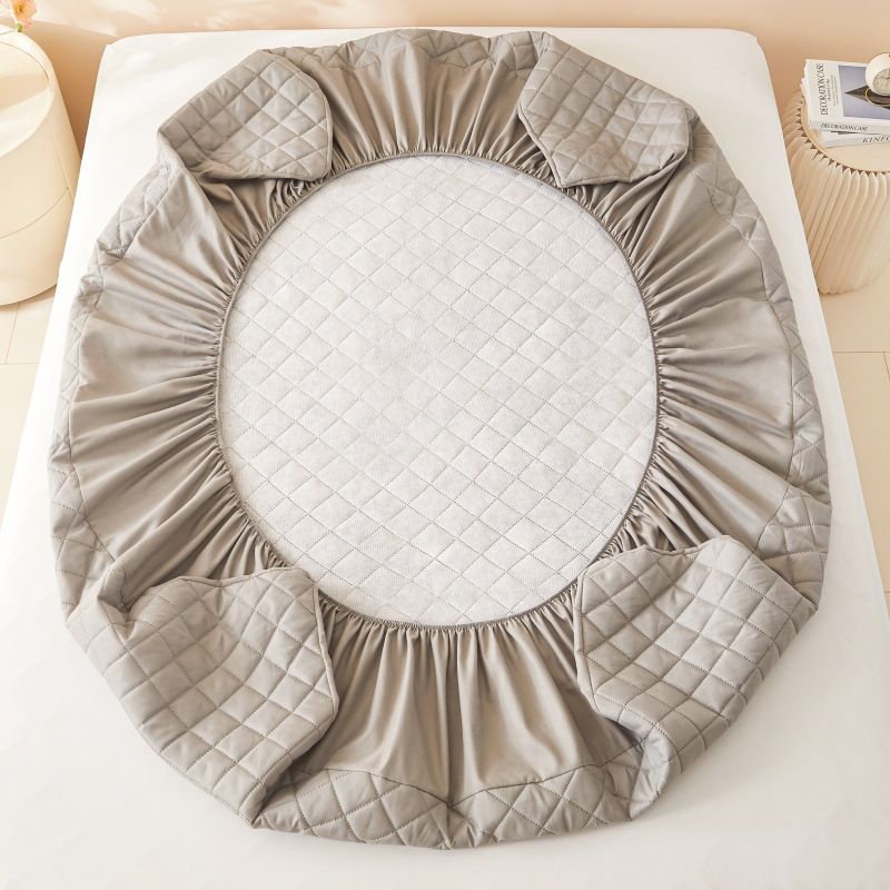 Waterproof Fitted Mattress Protector - Full Coverage Slip-Resistant Bed Pad (Hypoallergenic Breathable Machine Washable)_voghion.com