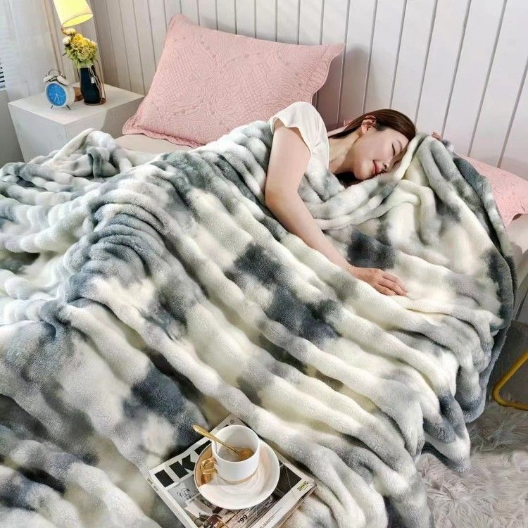 Four Seasons Leisure Blanket Multifunctional Blanket Air Conditioning Blanket_voghion.com
