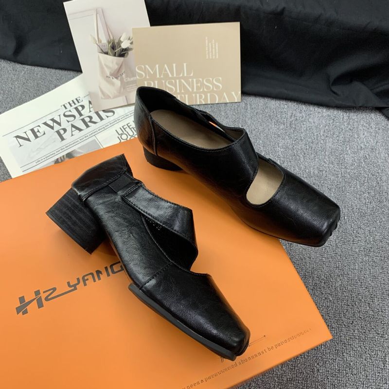 Scarpe di stile di alta qualità in pelle di cavallo con punta quadrata, superficie morbida e spessa, tacco alto_voghion.com