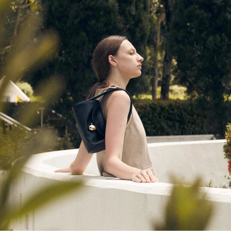 CAFUNE Drop Duffel leather niche cylinder Italian cowhide one shoulder underarm bag for women_voghion.com