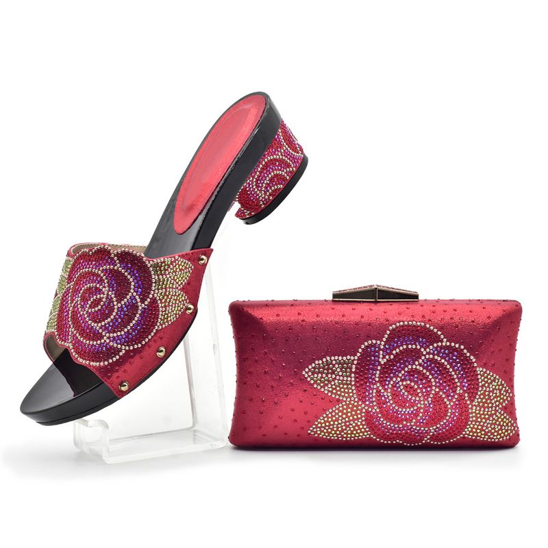 Sandali alla moda casual con tacco alto, modello a rombi con file di rose, testa rotonda, tutto in uno, con borsa_voghion.com