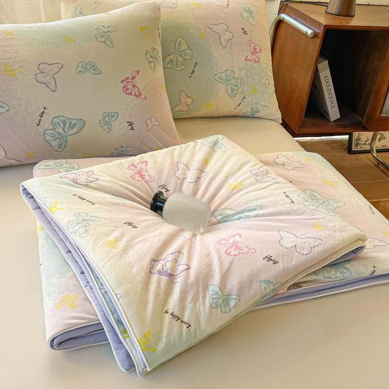 A Type Cool Silk Air Conditioning Quilt Washable Summer Ice Silk Summer Cool Quilt Thin Single Quilt Double Washable Summer Quilt_voghion.com