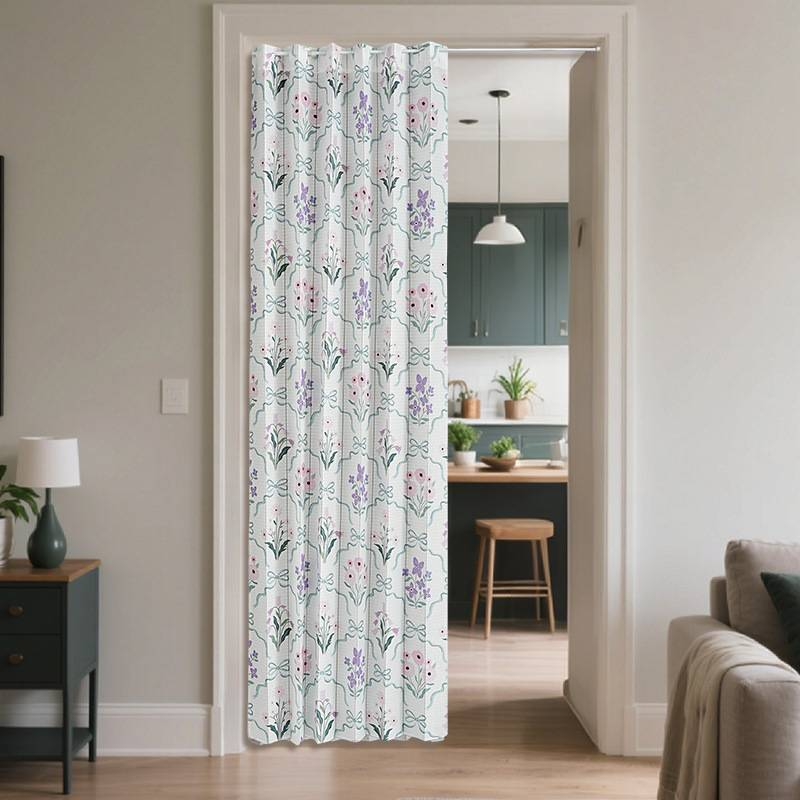 Faltbarer Türvorhang ohne Bohren – Stilvoller Blumendruck, leicht und platzsparend für Küche, Bad, Schlafzimmer (Lavendelblaue Schleife/Erdbeere/Gänseblümchen)_voghion.com