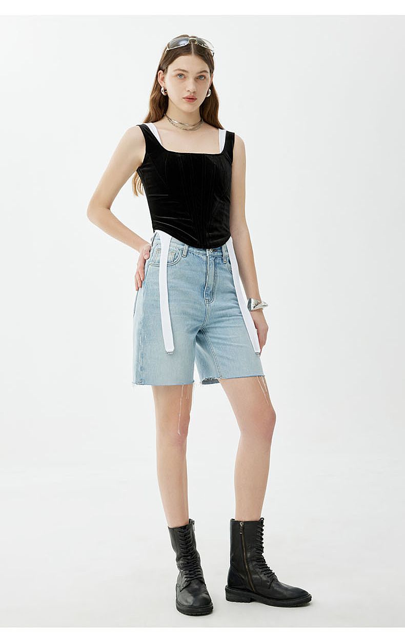 Vêtements pour femmes Jeans à bords bruts haut de gamme Pantalons de cyclisme à quatre points pour femmes Shorts en denim amples et droits_voghion.com