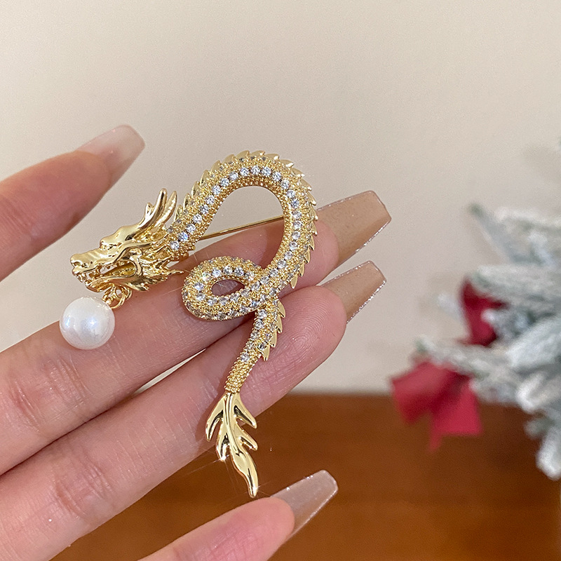 Real gold plated zircon Zodiac Dragon Pearl brooch The Year of life all match suit pin New Year fashion accessories_voghion.com