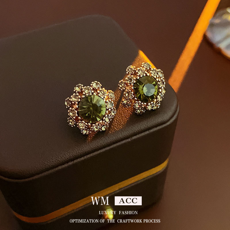 Orecchini vintage con borchie in argento e diamanti intarsiati, borchie in metallo a forma di fiore, orecchini di alta gamma_voghion.com