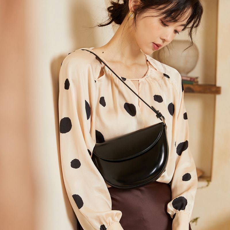 Half circle saddle small 2024 new high-end niche single shoulder crossbody women's bag, genuine leather armpit bag_voghion.com