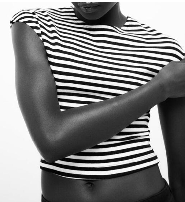 T-shirt corta basic da donna, girocollo, ultra-fashion, aderente, a maniche corte, a maniche corte_voghion.com