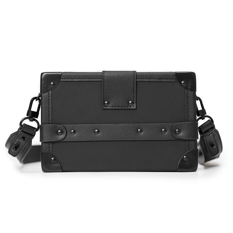 Shoulder Bags 2024 New Product Launch High-quality Very Personalized Square Box Messenger Bag Fashion Couple Mobile Phone Bag_voghion.com