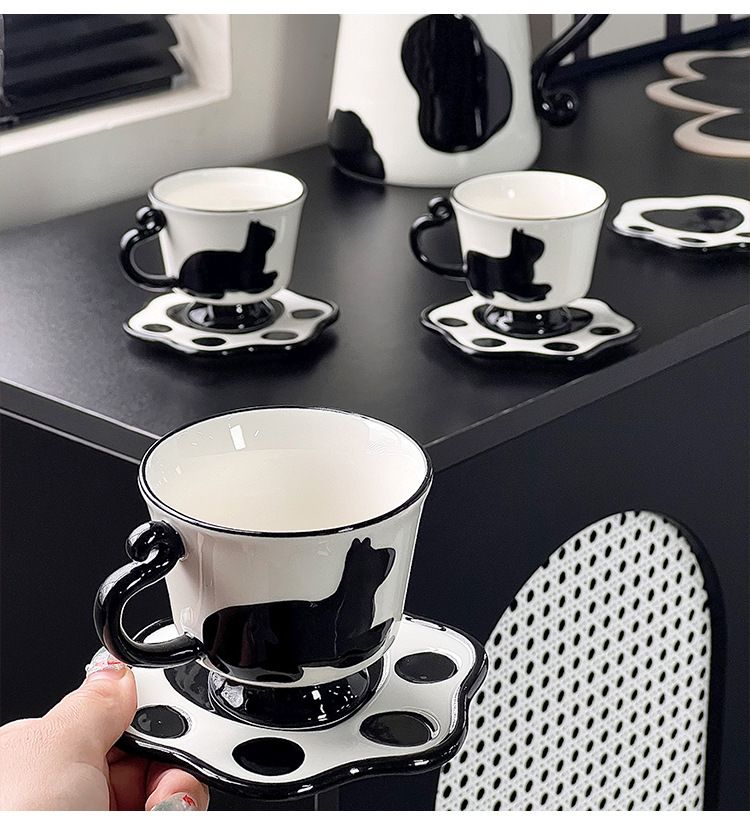 Modern Nordic Cat-Themed Ceramic Tea Set – Elegant 1400ml Pitcher & 4 Cups Gift Set, Housewarming & Birthday Present_voghion.com