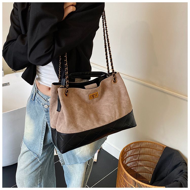 Borsa a tracolla singola trapuntata per donna, modello nuovo 2025 alla moda e semplice, borsa a tracolla minimalista di grande capacità_voghion.com