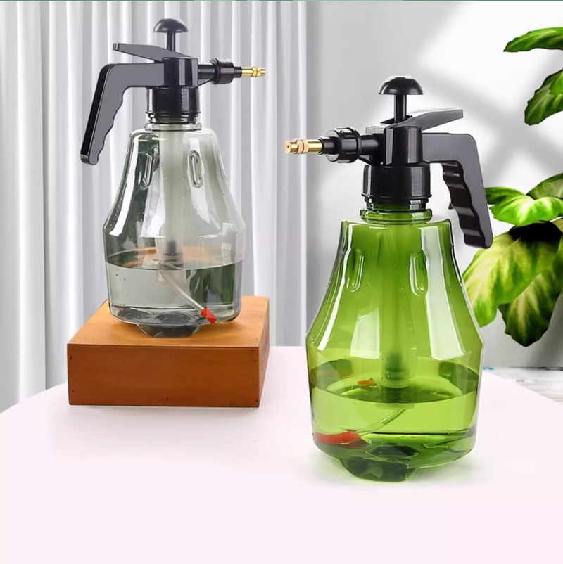 Hogedrukspuitfles - Multifunctionele reinigingsspuit voor huis, tuin en auto Verstelbare sproeikop Gieter voor planten Ramen en vloeren_voghion.com