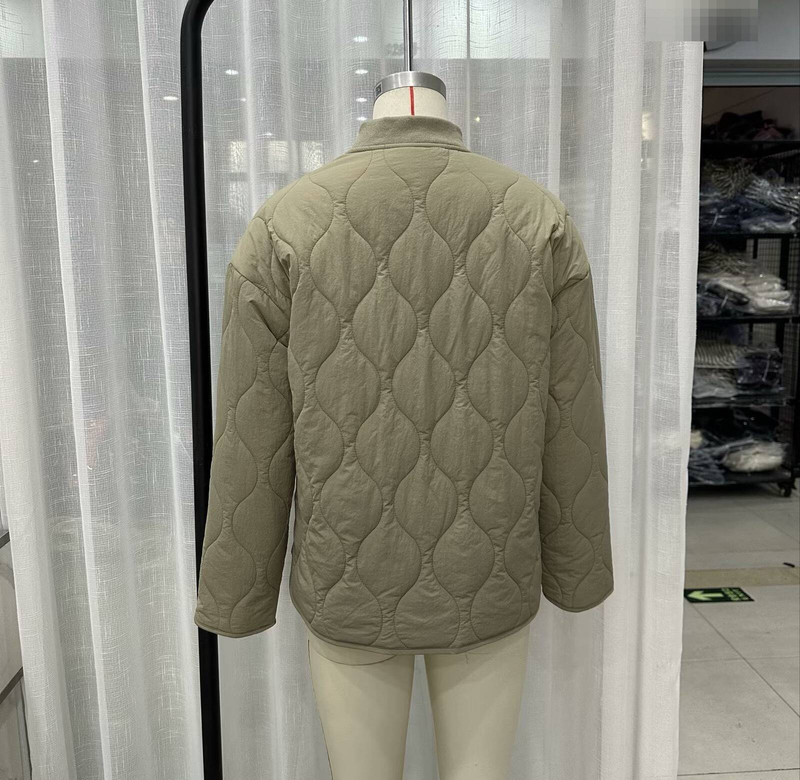 Women's Street Fashion Quilted Puffer Jacket For Autumn Winter - Lightweight Warm Coat With Button Closure, Round Neck, Long Sleeve_voghion.com