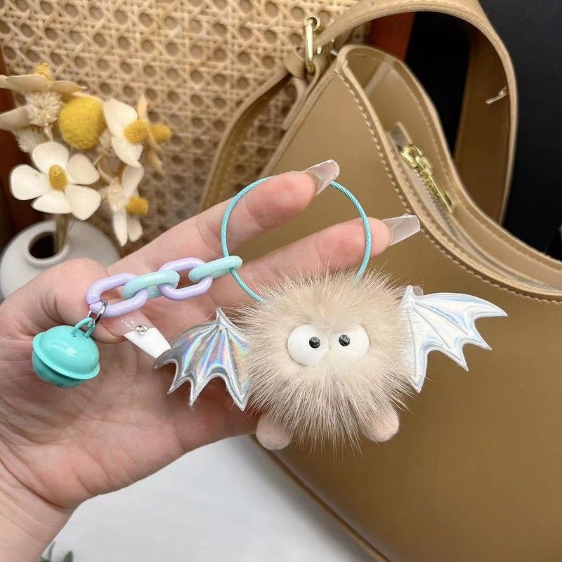 Adorabile portachiavi a forma di diavolo per Halloween - Ciondolo in pelliccia sintetica per borsa, zaino e chiavi dell'auto - Grazioso accessorio gotico per donne e uomini_voghion.com