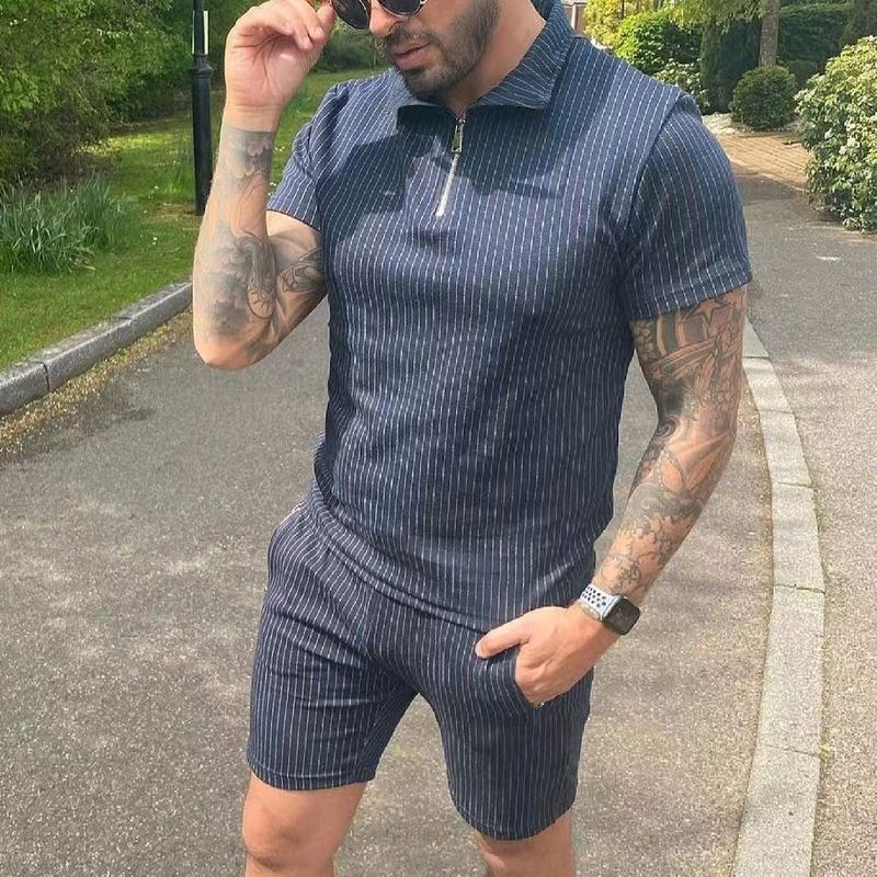 2025 Yaz Yeni Dikey Çizgili Kısa Kollu Şort Spor ve Eğlence Erkek Takımı_voghion.com