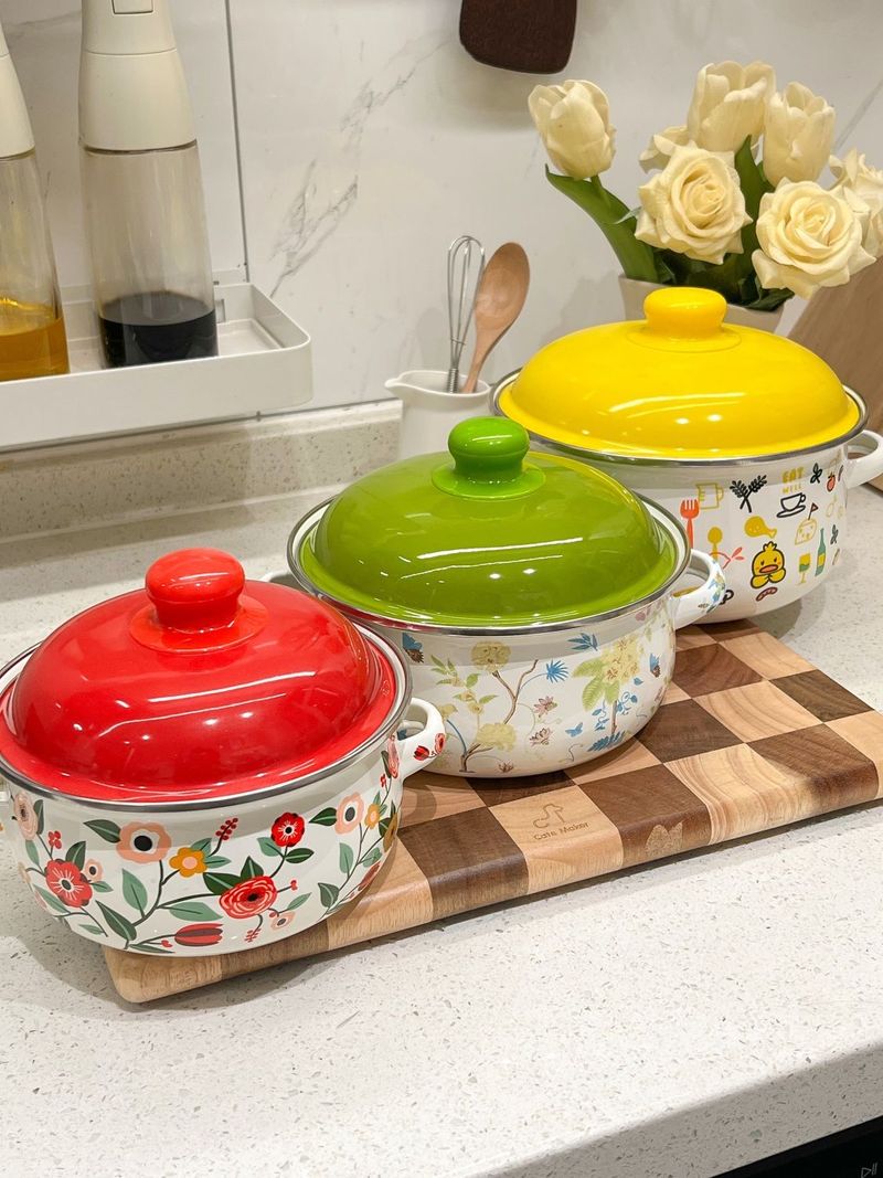 Three-Piece Set Thickened Double-Handled With Lid Baby Food Instant Noodle Flat-Bottom Soup Pot Enamel Cookware_voghion.com