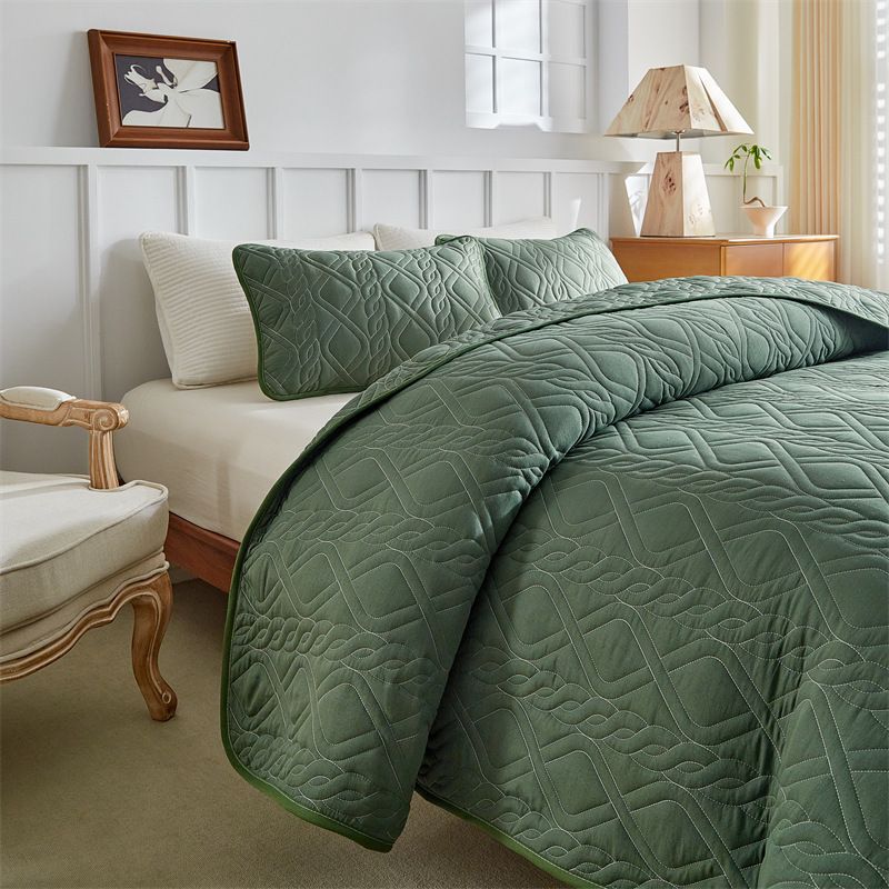 Modern Minimalist Diamond Quilted Bedding Set In Solid Colors - Light Grey, Beige, Green - Sizes 173x229cm To 264x229cm_voghion.com