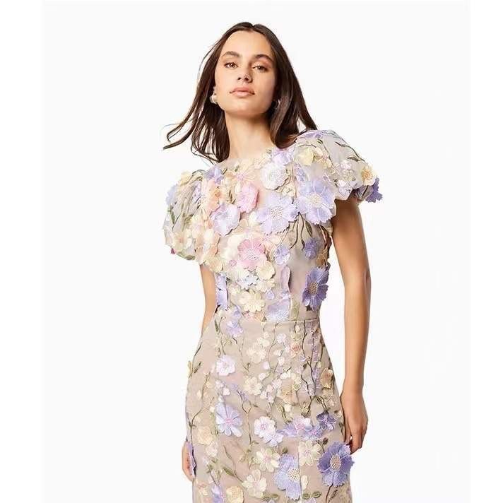 Gonna da donna di media lunghezza con scollo rotondo ricamato a fiori tridimensionali con maniche a sbuffo, leggero e lussuoso_voghion.com