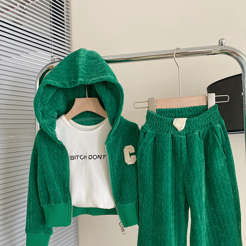 Set 2023 New Girls' Cyber Red Baby Moda per bambini Primavera e Autunno Sport Due_voghion.com