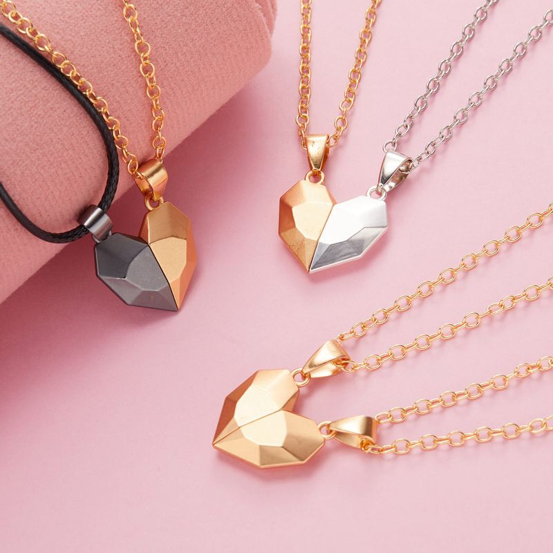 Creative Wishing Stone Splicing Magnetic Heart Versatile Couple Necklace In Stock_voghion.com