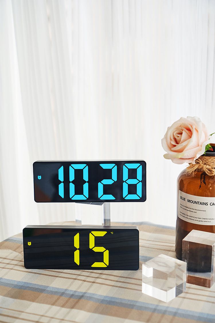 Alarm Clocks Creative Mirror Multi Function LED Makeup Mirror Battery Plug In Dual Purpose Alarm Clock_voghion.com