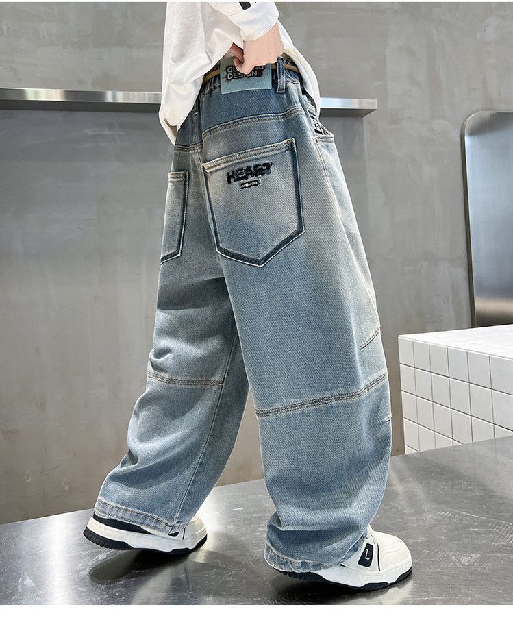 Jeans elasticizzati in denim per bambine con orlo grezzo di Mother & Kids - Comodi ed eleganti per bambine dai 3 agli 8 anni (120-170 cm) Jeans elasticizzati in denim per bambine con orlo grezzo_voghion.com