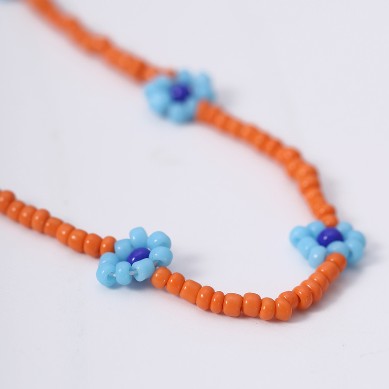 Collana da donna in stile bohémien con fiori a margherita colorata, semplice collana con clavicola con perline retrò femminile_voghion.com