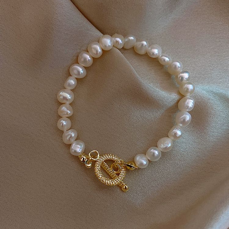 OT buckle Baroque freshwater pearl necklace niche design clavicle chain girlfriend student bracelet female simple cold style_voghion.com